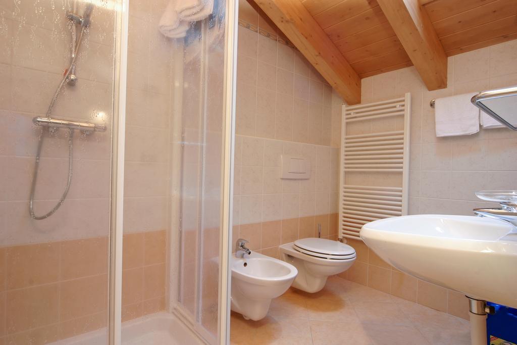 Chalet Li Baita Genny Livigno Zimmer foto